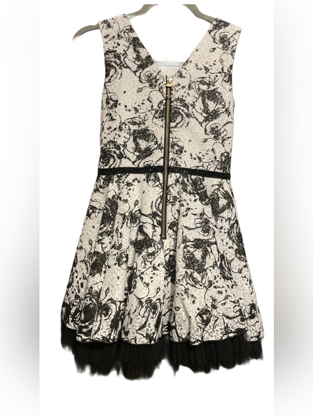 Zoe LTD Black and Cream Floral Fit-and-Flare Dress with Front Zip